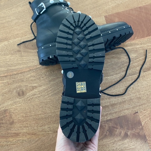 Pretty Little Thing Biker Boots - Picture 8 of 12